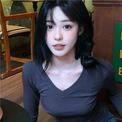 三小一家人